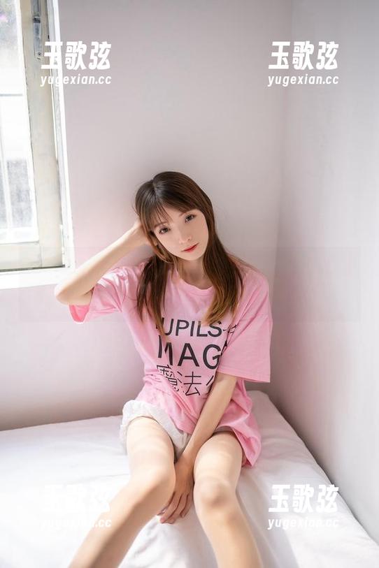 祖木子精品白丝少女COS，活力指数满分，准备好被圈粉了吗？