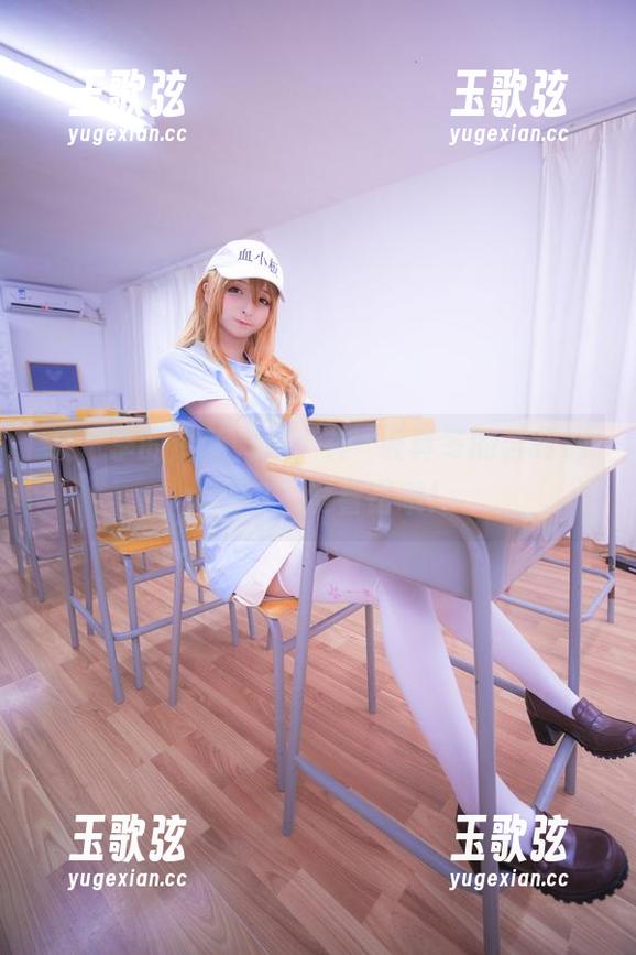 神楽坂真冬 又一季的最新力作,神楽坂真冬的苦行修女图包,没看错哦!