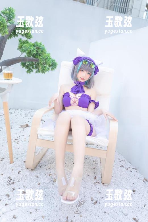 神楽坂真冬的粉色写真，将严寒的冬季变成了梦幻的芭蕾