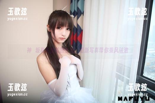 神楽坂真冬 神楽坂真冬的校园生活,最新写真带你乘风破浪