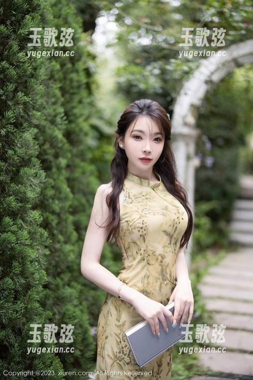 秀人网 - 高清壁纸：妲己Toxic姐姐的“我就站在这里，你们来围观吧！”