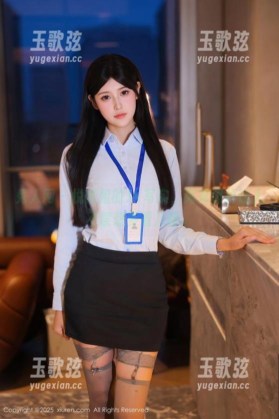 秀人网-悦悦姐 秀人网 - 悦悦姐的JK写实,高清照片让人不禁想多看几眼。