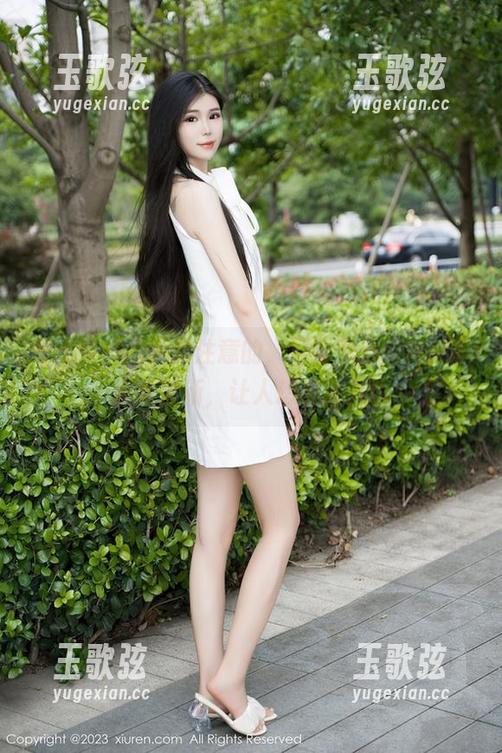 秀人网 - 总是要注意的，月野兔美妞体操服合集更新，让人想多看几眼