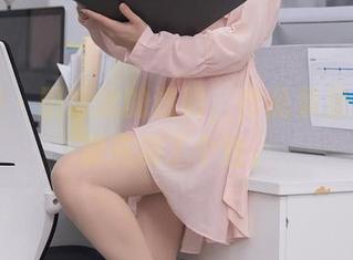 秀人网 – 田冰冰的透明，作品集里她让资源充满了个性。