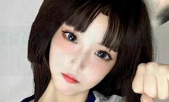 别跟我讨论审美，章鱼小童谣红裙写真资源早已定制