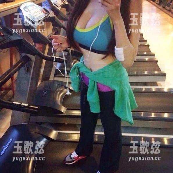 微密圈 - 童小芯的黑丝百科：原图和图册就像我最近的购物车，满满的期待和无奈！