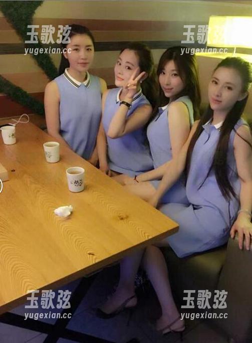 童小芯 微密圈 - 童小芯的女神写真,简直像是在跟我说:‘不要太认真,哈哈哈!’
