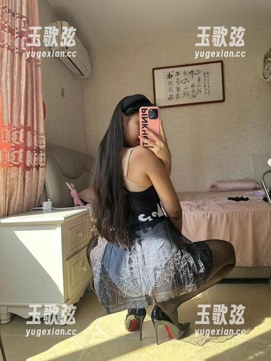 微密圈 - 在美邵女Baby携女友的套图合集里，竟然藏着那么多小快乐！