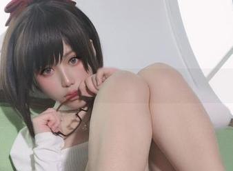 芊川一笑MNK的小红帽：当美图遇上了仙女的笑容
