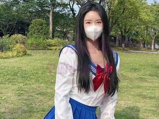 微密圈 – 软妹小九九的眼镜照进现实，写真中的小小叛逆