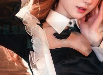 阿包也是兔娘的门面？哈哈，不，是天台的写真合集！