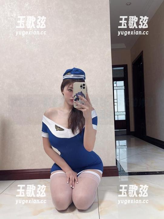 微密圈 - 请看雪怡妹纸图包：今天的她顺从得我都不好意思评论