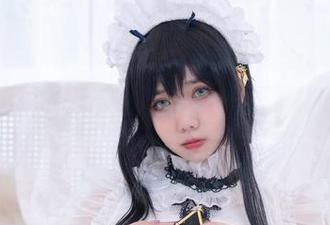 魅瞳meroko无处不在，更新她的新毛衣写真….能不能烦点别的主题？