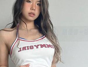 微密圈 – 最新!黑饱宝的女孩写真，随便瞥一眼就沉迷了